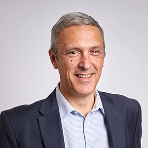 Charles Kavazy, It director