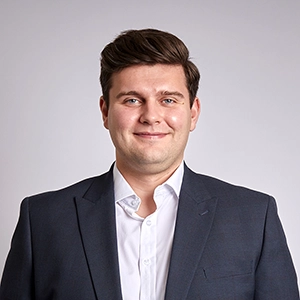 Ben Lomas, Audit manager